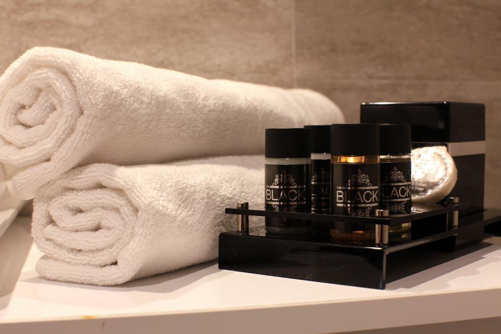 The Black Hotel Eskişehir Phòng bức ảnh