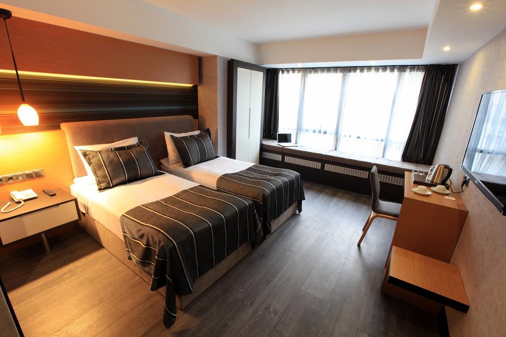 The Black Hotel Eskişehir Phòng bức ảnh