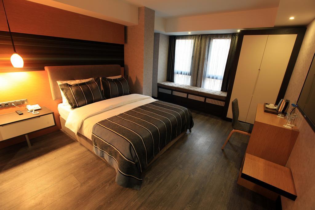 The Black Hotel Eskişehir Phòng bức ảnh